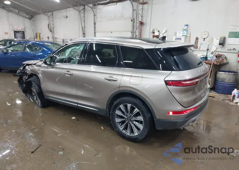 2021 Lincoln Corsair Reserve z USA, uszkodzony, nr VIN 5LMCJ2D9XMUL12753